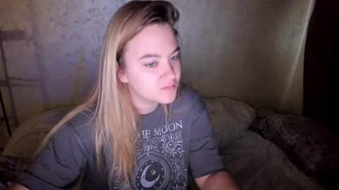Snapshot of ambrosia__ chatting on 27, 9, 2025 ambrosia__ online show from 27, 9, 2025
