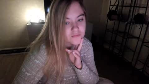Snapshot of ambrosia__ chatting on 28, 9, 2025 ambrosia__ online show from 28, 9, 2025