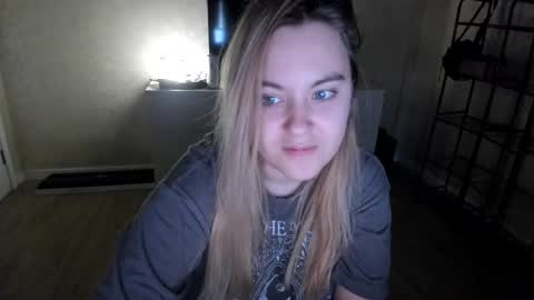 Snapshot of ambrosia__ chatting on 2, 10, 2025 ambrosia__ online show from 2, 10, 2025