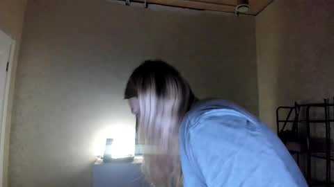 Snapshot of ambrosia__ chatting on 10, 10, 2025 ambrosia__ online show from 10, 10, 2025