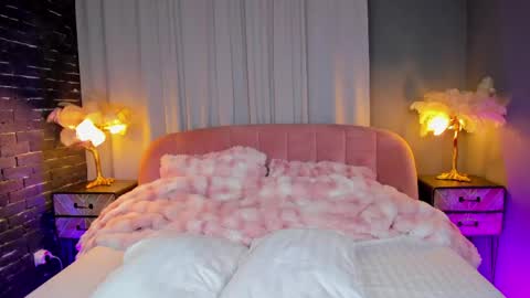 Snapshot of amedeeabanks chatting on 8, 5, 2026 AMY online show from 8, 5, 2026