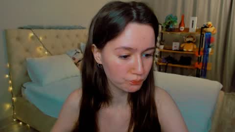Snapshot of ameli_moon chatting on 20, 12, 2024 Eileen online show from 20, 12, 2024