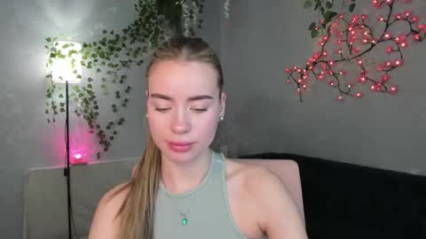 Snapshot of ameli_povilainn chatting on 29, 11, 2025 Ameli online show from 29, 11, 2025