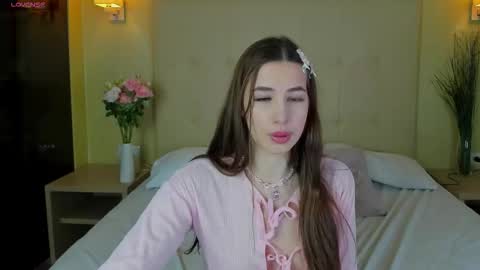 amelia_mee online show from 3, 12, 2025