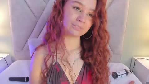 Snapshot of amelia_saenz_ chatting on 28, 7, 2026 Amelia online show from 28, 7, 2026