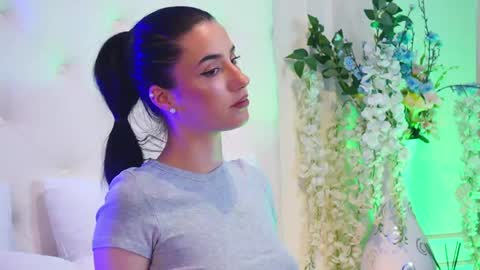 AmeliaJune online show from 17, 4, 2026