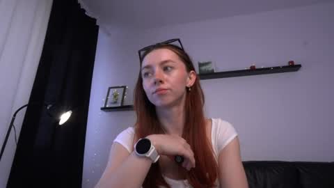 Snapshot of ameliamber0 chatting on 23, 6, 2026 Amelia online show from 23, 6, 2026