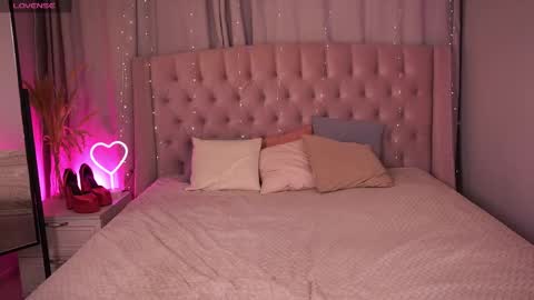  Amelia  online show from 18, 4, 2026