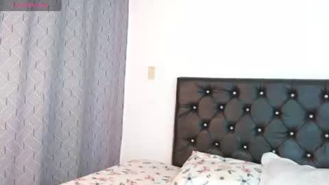Snapshot of ameliejoness_ chatting on 27, 6, 2026 Ameliejoness online show from 27, 6, 2026