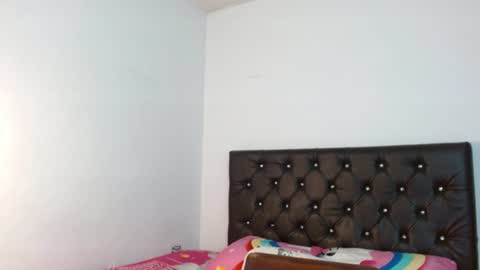 Snapshot of ameliejoness_ chatting on 14, 7, 2026 Ameliejoness online show from 14, 7, 2026