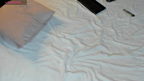Snapshot of ameliia_castro chatting on 15, 1, 2025 Ameliia castro online show from 15, 1, 2025