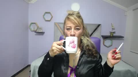 Amell Thomson online show from 24, 12, 2024