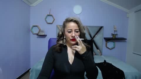 Amell Thomson online show from 31, 12, 2024