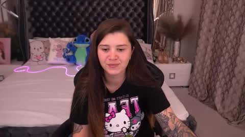 Snapshot of amellymillyy chatting on 27, 9, 2025 amellymillyy online show from 27, 9, 2025