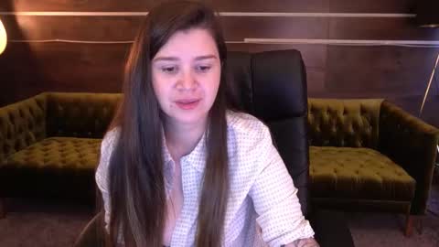 Snapshot of amellymillyy chatting on 28, 9, 2025 amellymillyy online show from 28, 9, 2025