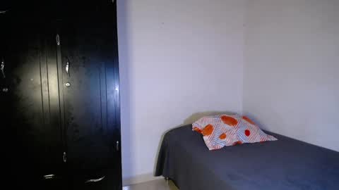 Amely  online show from 2, 1, 2025