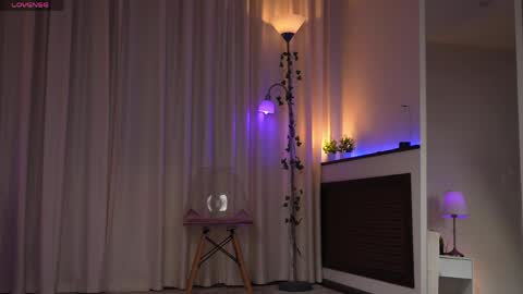 Amy  online show from 13, 5, 2026