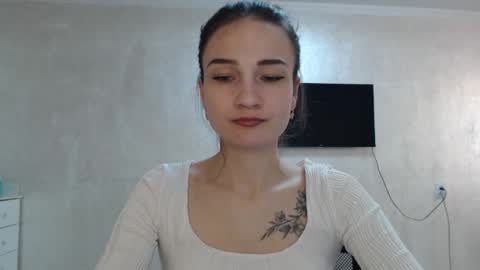 Julia  online show from 19, 1, 2026