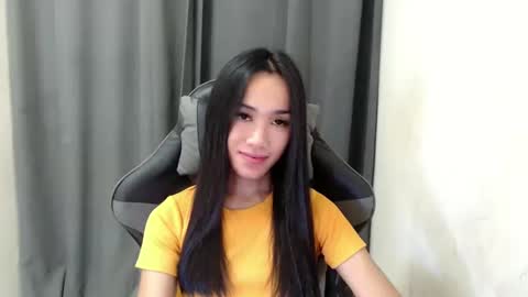 Snapshot of ami_lewis chatting on 15, 1, 2025 JOANNA online show from 15, 1, 2025