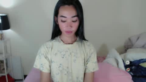 Snapshot of ami_lewis chatting on 4, 10, 2025 JOANNA online show from 4, 10, 2025