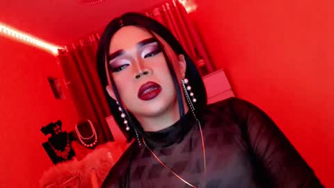 Queen Mireska online show from 7, 3, 2025