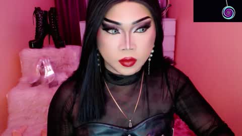 Queen Mireska online show from 23, 10, 2025