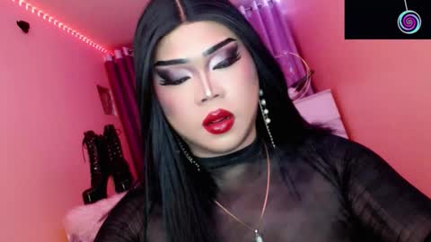 Queen Mireska online show from 26, 10, 2025