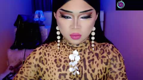 Snapshot of amiadoll chatting on 25, 6, 2026 Queen Mireska online show from 25, 6, 2026