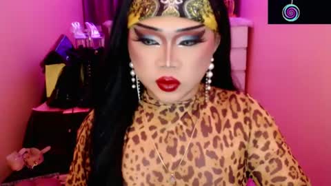 Snapshot of amiadoll chatting on 5, 7, 2026 Queen Mireska online show from 5, 7, 2026