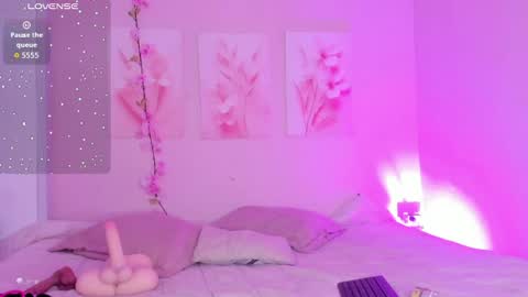 Snapshot of amiiclark chatting on 7, 6, 2026 AmiiClark online show from 7, 6, 2026