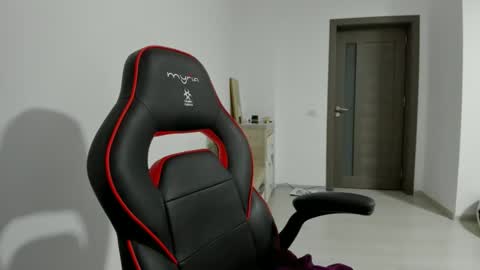 Amiraisa online show from 26, 3, 2026