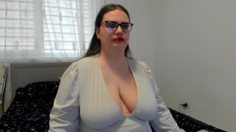 Amira Vyxen online show from 30, 3, 2026