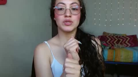 Snapshot of amitlu_ chatting on 18, 10, 2025 amitlu_ online show from 18, 10, 2025