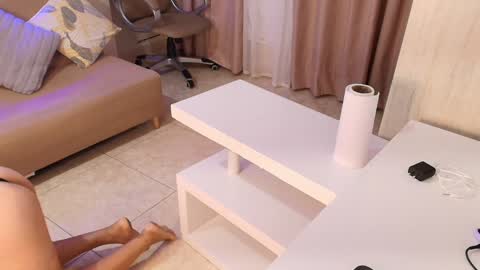 Snapshot of ammelya chatting on 8, 1, 2025 Amelya online show from 8, 1, 2025