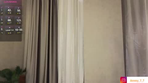 Snapshot of ammy_cumwme chatting on 3, 10, 2025 Ammy dont forget to thumbs up me online show from 3, 10, 2025