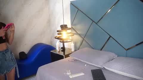 ammy durand online show from 26, 2, 2026