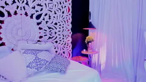 Ammy Nova online show from 13, 11, 2025