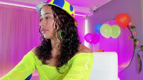 Snapshot of ammy_nova chatting on 29, 5, 2026 Ammy Nova online show from 29, 5, 2026