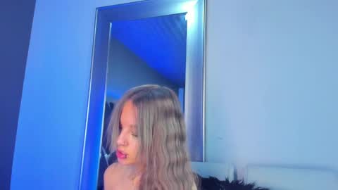 Snapshot of ammyjoness_ chatting on 20, 4, 2026 Ammy Jones online show from 20, 4, 2026