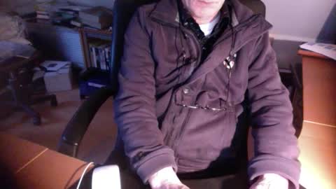 Amor2200 online show from 9, 1, 2025