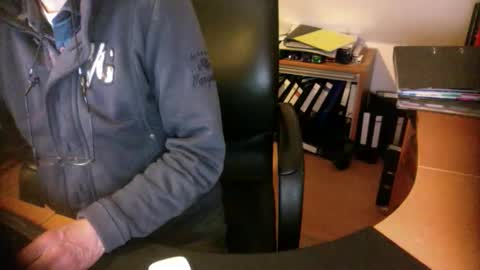 Amor2200 online show from 16, 1, 2025