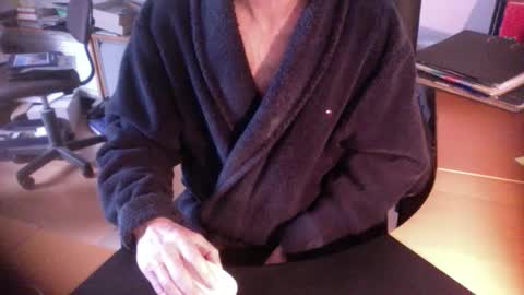 Amor2200 online show from 30, 1, 2025