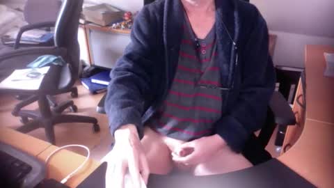 Amor2200 online show from 27, 2, 2025