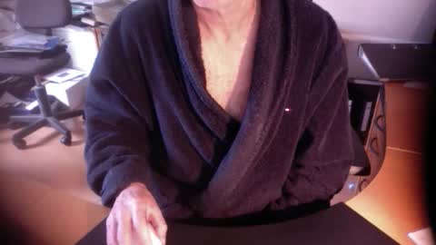 Amor2200 online show from 12, 3, 2025