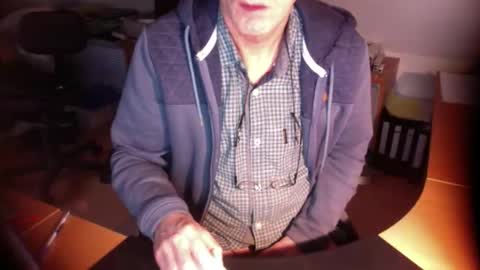 Amor2200 online show from 8, 10, 2025