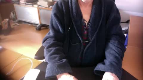 Amor2200 online show from 29, 3, 2026