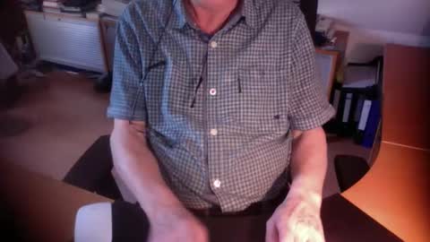 Amor2200 online show from 29, 4, 2026