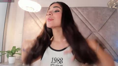 Snapshot of amora_96 chatting on 19, 5, 2026 amora online show from 19, 5, 2026