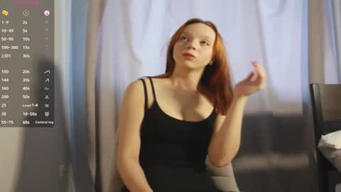 Snapshot of amora_bloom chatting on 9, 11, 2025 amora_bloom online show from 9, 11, 2025