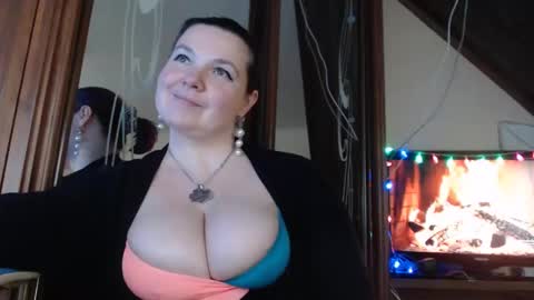 Snapshot of amorelara chatting on 14, 12, 2024 amorelara online show from 14, 12, 2024